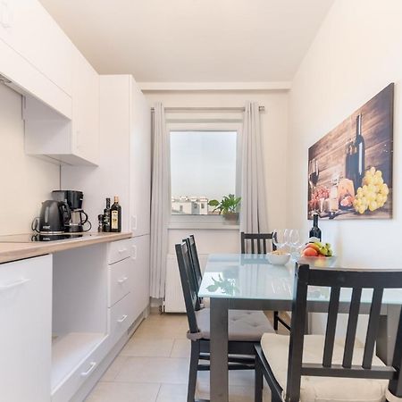 Perfect For Long Term Stay, Two Min To Hauptbahnhof, 18 Виена Екстериор снимка